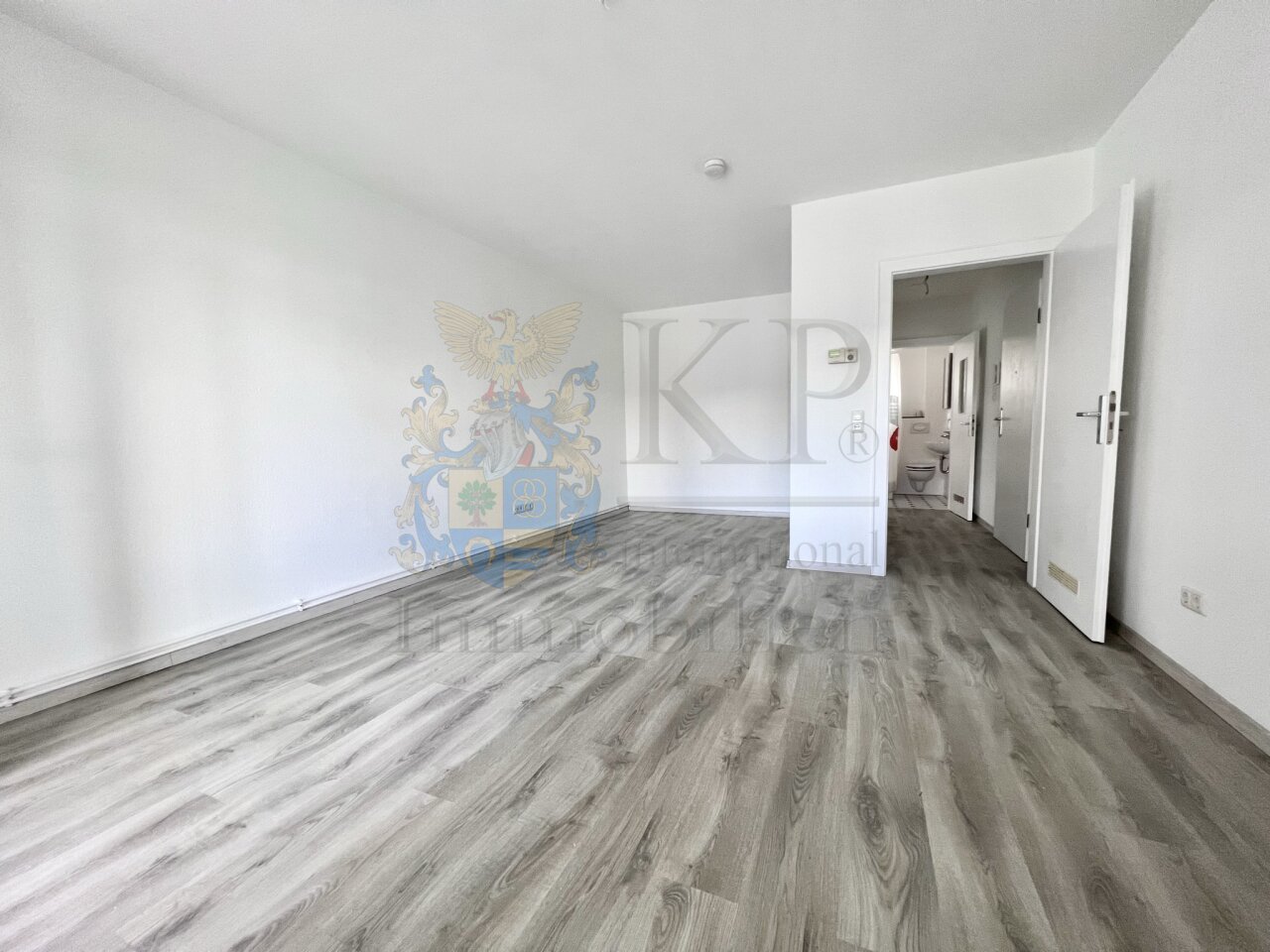 ** V E R M I E T E T ** WIESBADEN: TOLLES 1 ZI APPARTEMENT MIT STELLPLATZ UND EBK (12/23)