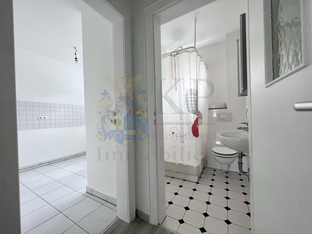** V E R M I E T E T ** WIESBADEN: TOLLES 1 ZI APPARTEMENT MIT STELLPLATZ UND EBK (12/23)