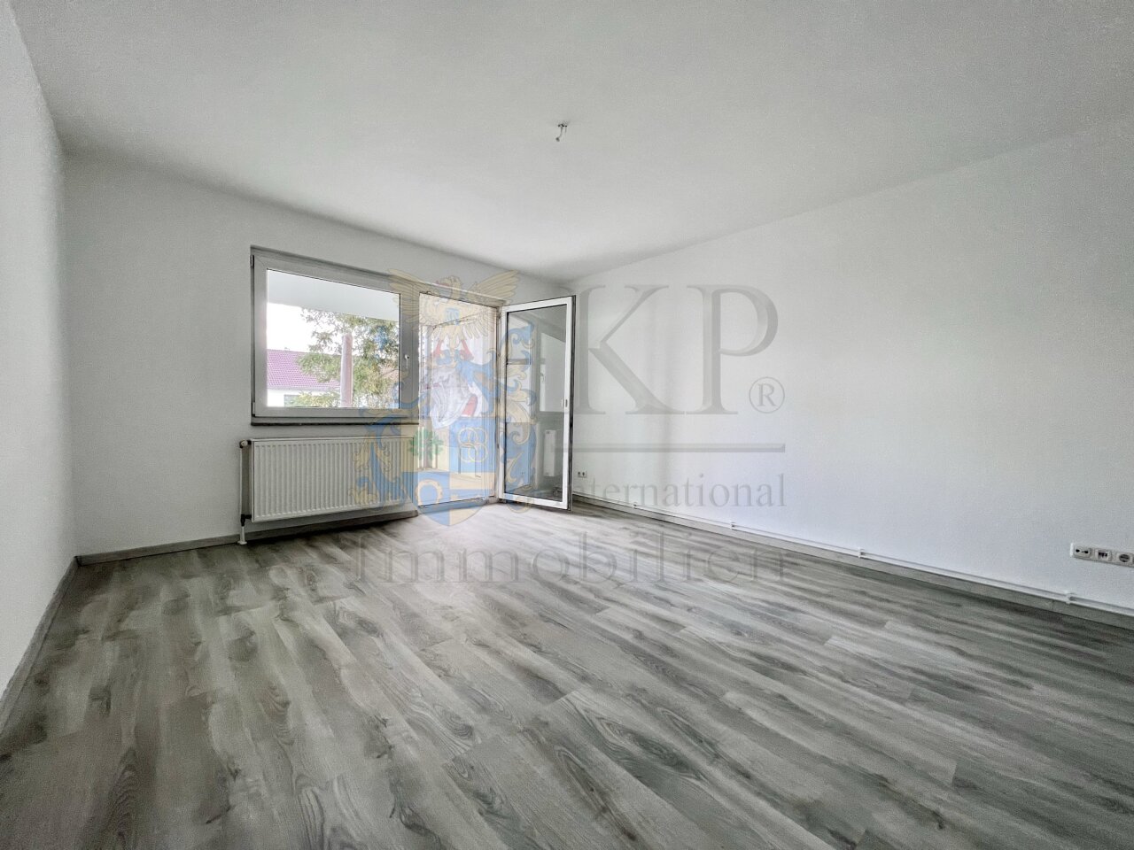 ** V E R M I E T E T ** WIESBADEN: TOLLES 1 ZI APPARTEMENT MIT STELLPLATZ UND EBK (12/23)