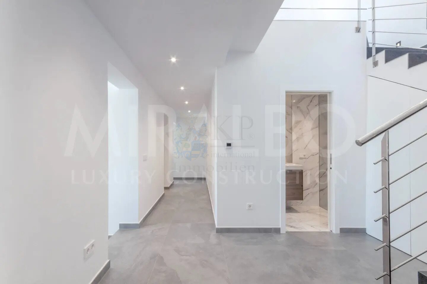 ***Moderne Luxusvilla Calma mit Meerblick***