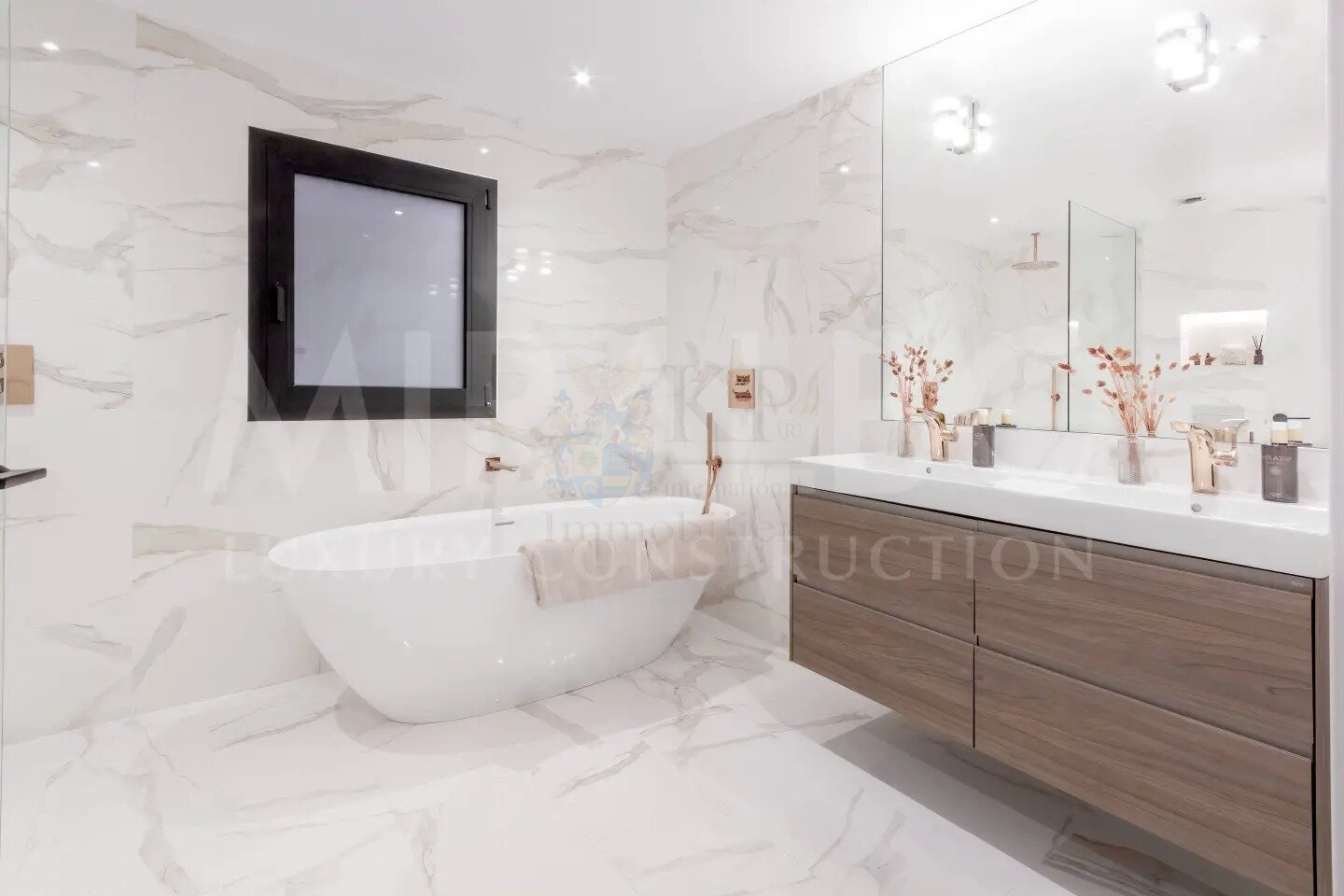 ***Moderne Luxusvilla Calma mit Meerblick***