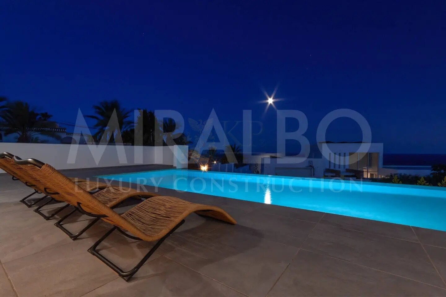 ***Moderne Luxusvilla Calma mit Meerblick***