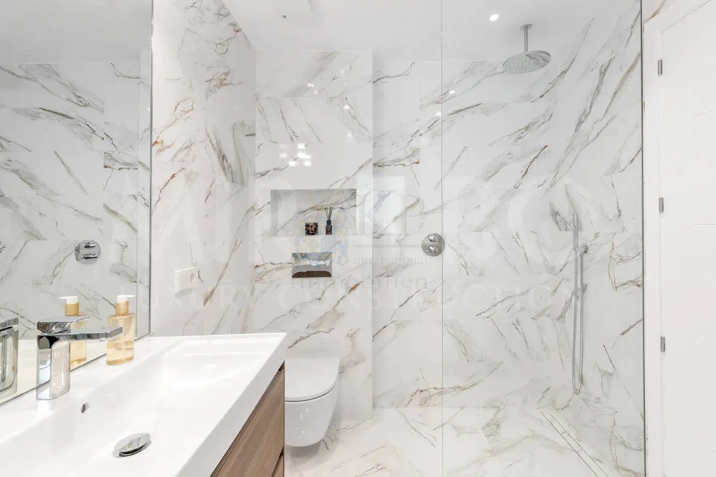 ***Moderne Luxusvilla Calma mit Meerblick***