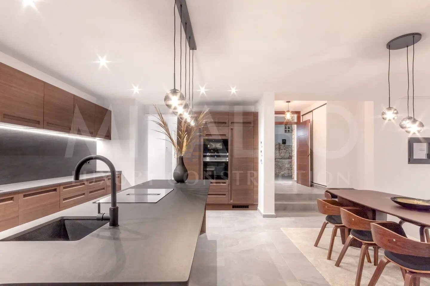 ***Moderne Luxusvilla Calma mit Meerblick***