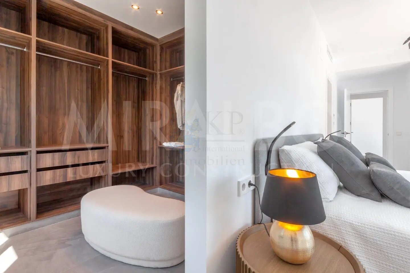 ***Moderne Luxusvilla Calma mit Meerblick***