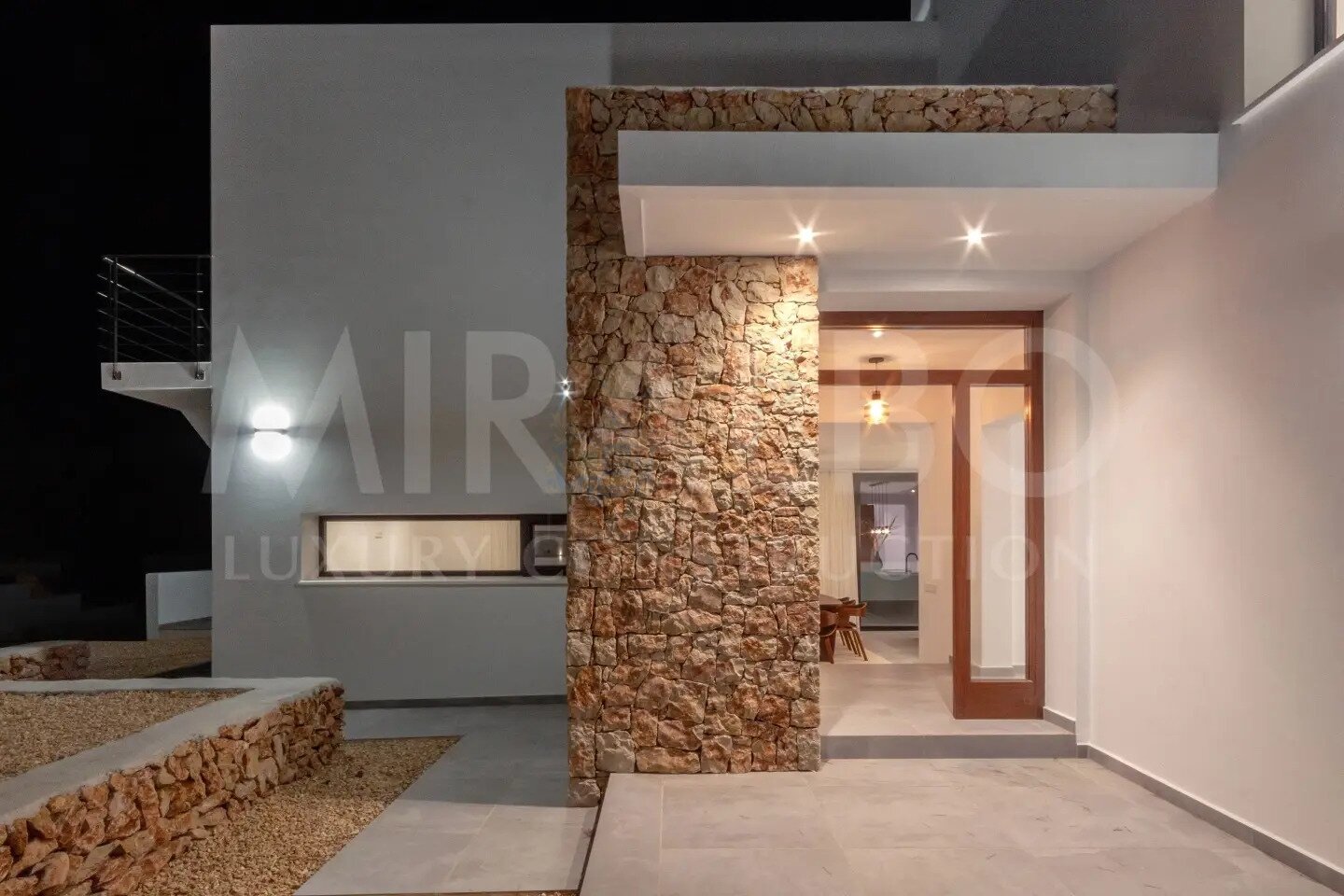 ***Moderne Luxusvilla Calma mit Meerblick***