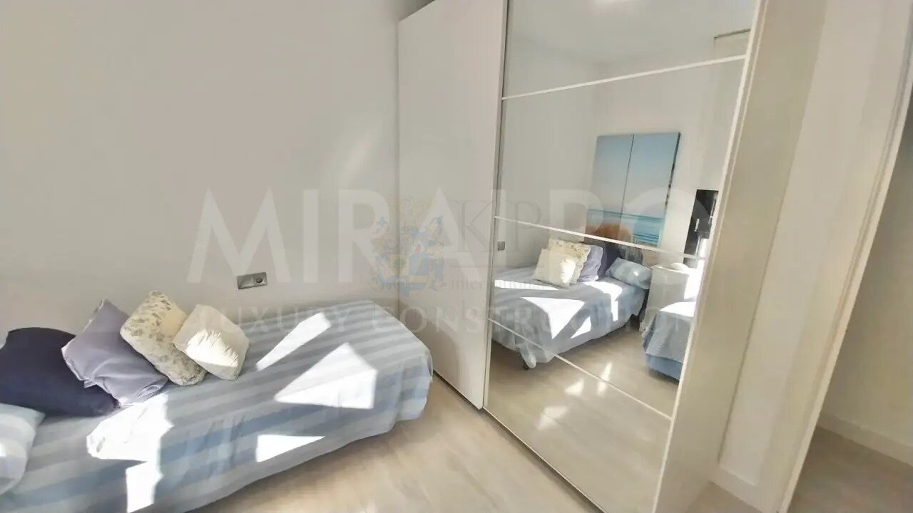 ***Ruhige und private Villa Caleta nur einen kurzen Spaziergang vom Sandstrand und der exklusiven Cala Blanca entfernt***