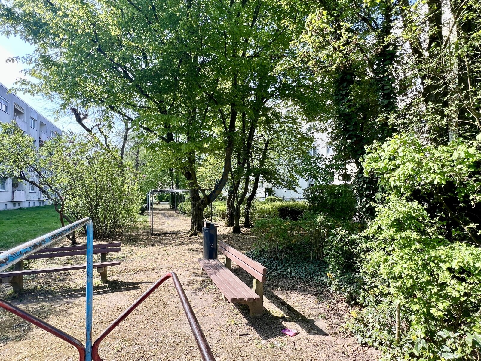 ** VERKAUFT ** TOP ANGEBOT IN SCHWANHEIM: GERÄUMIGE 3 ZIMMER WOHNUNG IM HOCHPARTERRE