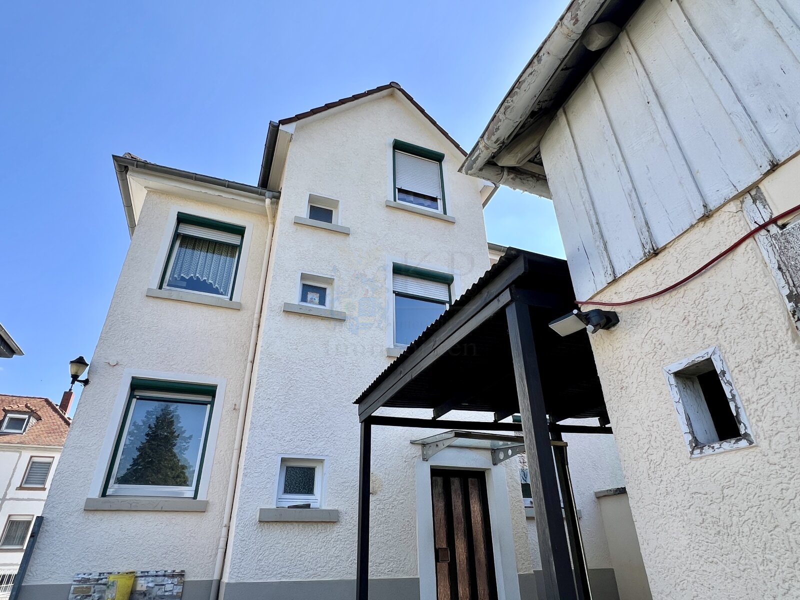 ** VERKAUFT ** RÜSSELSHEIM: TOLLES 2 FH IN RUHIGER WOHNLAGE MIT SCHÖNEM GARTENGRUNDSTÜCK