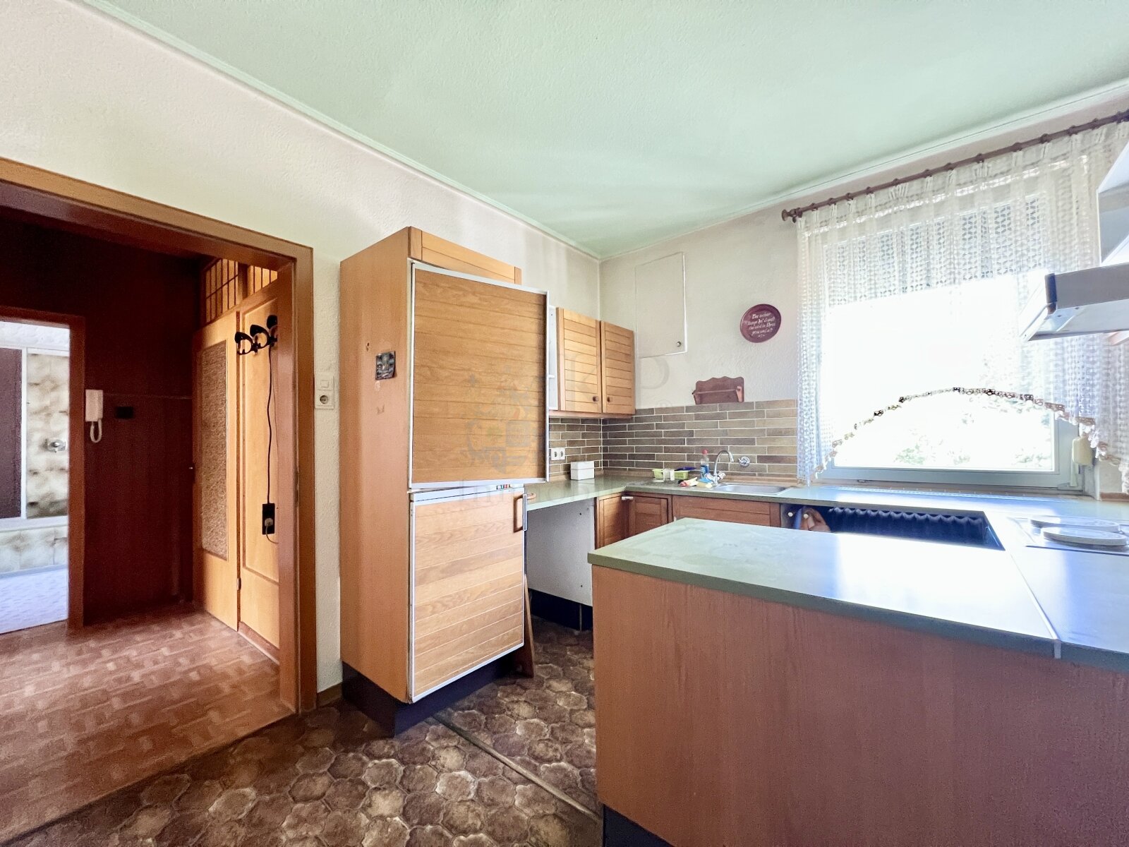 ** VERKAUFT ** RÜSSELSHEIM: TOLLES 2 FH IN RUHIGER WOHNLAGE MIT SCHÖNEM GARTENGRUNDSTÜCK