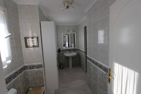 Beeindruckende Villa mit fantastischem Meerblick und Privatpool