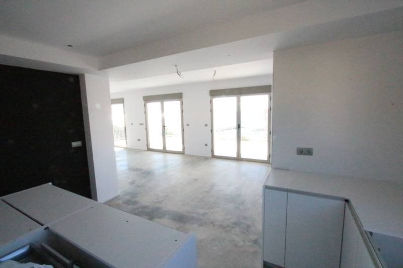 Exklusive Traumvilla mit fantastischem Meerblick, privatem Pool & Aufzug