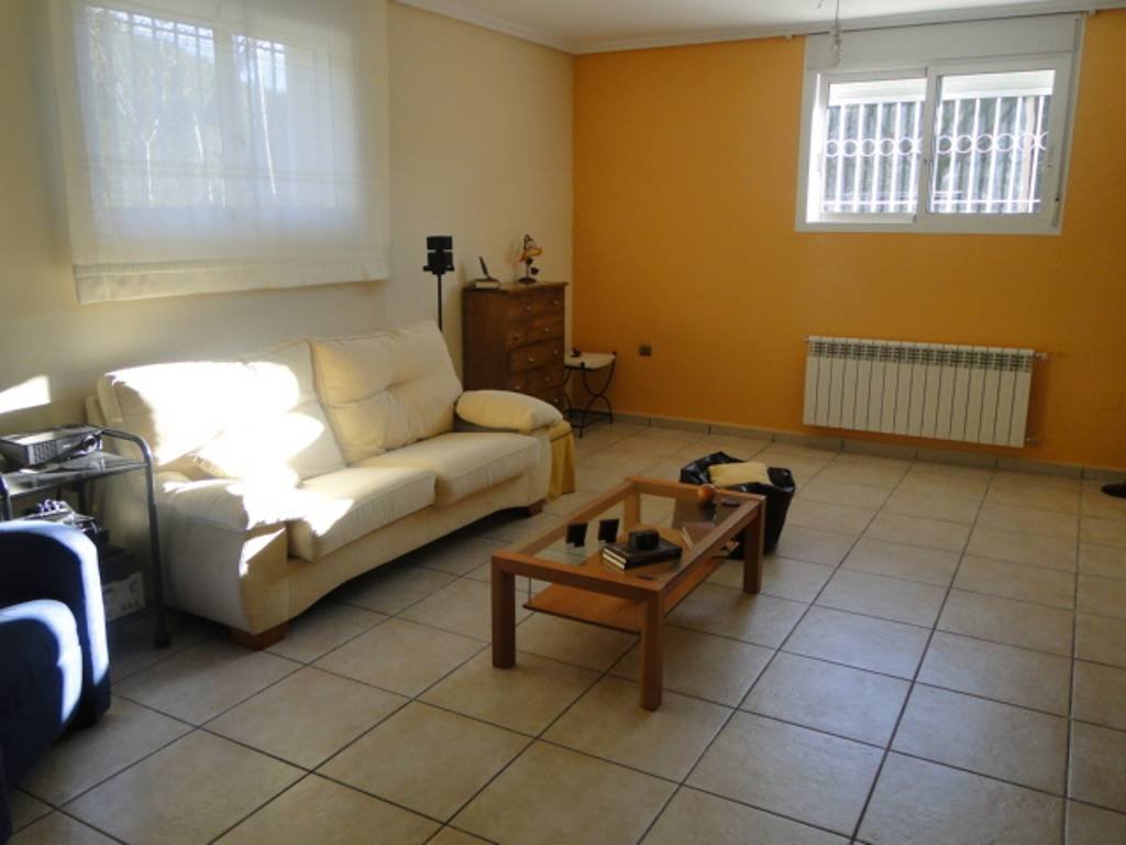 Traumhafte Villa nahe Aigües – mediterranes Wohnen in ruhiger, sonniger Lag