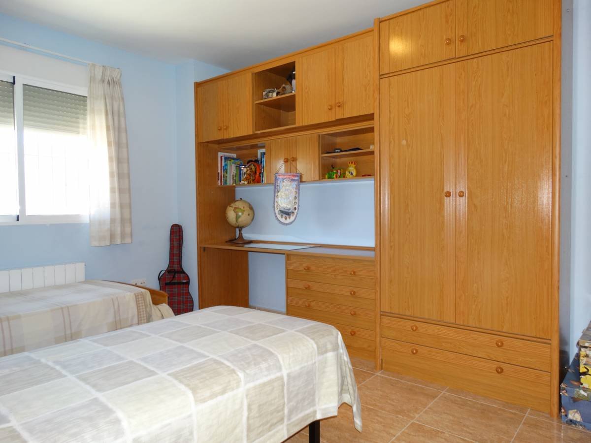 Großzügiges Anwesen mit 6 Schlafzimmern und 3.000 m² Grundstück in Aigües de Busot