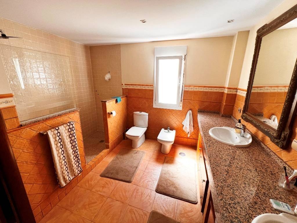 Traumhafte Villa nahe dem Ortskern von Jijona – Ruhe und Komfort vereint