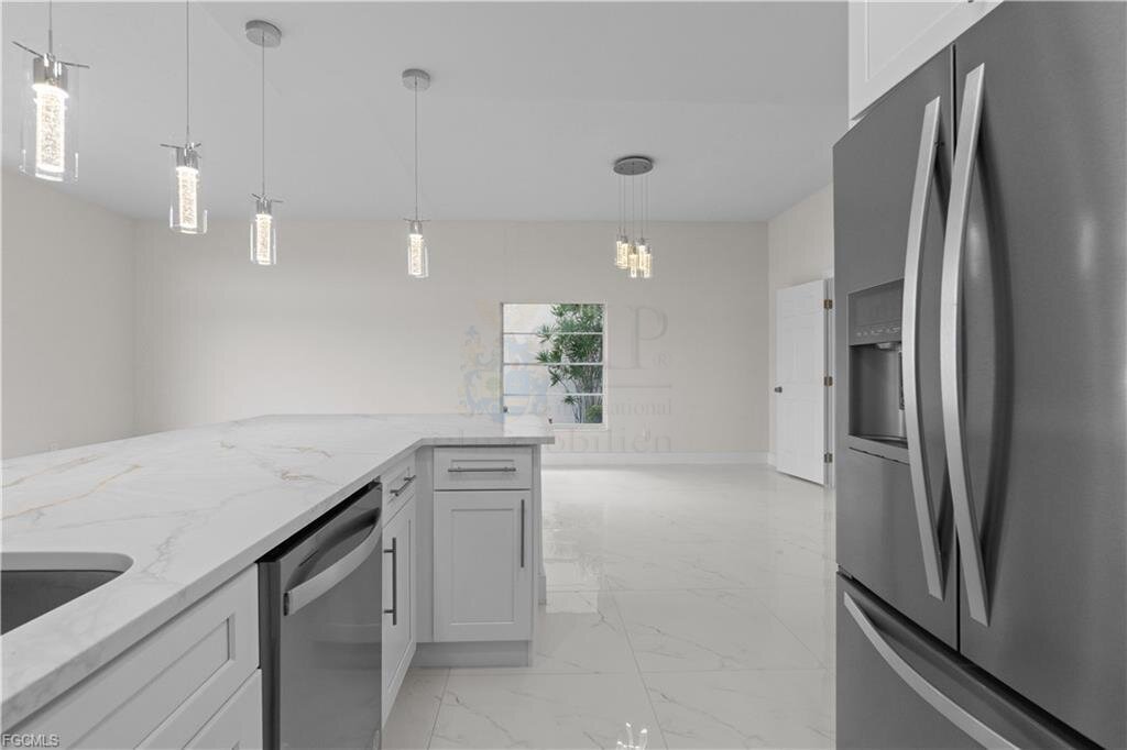 Capstan II: Modernes Wohnen mit Gulf-Access und Poolnähe