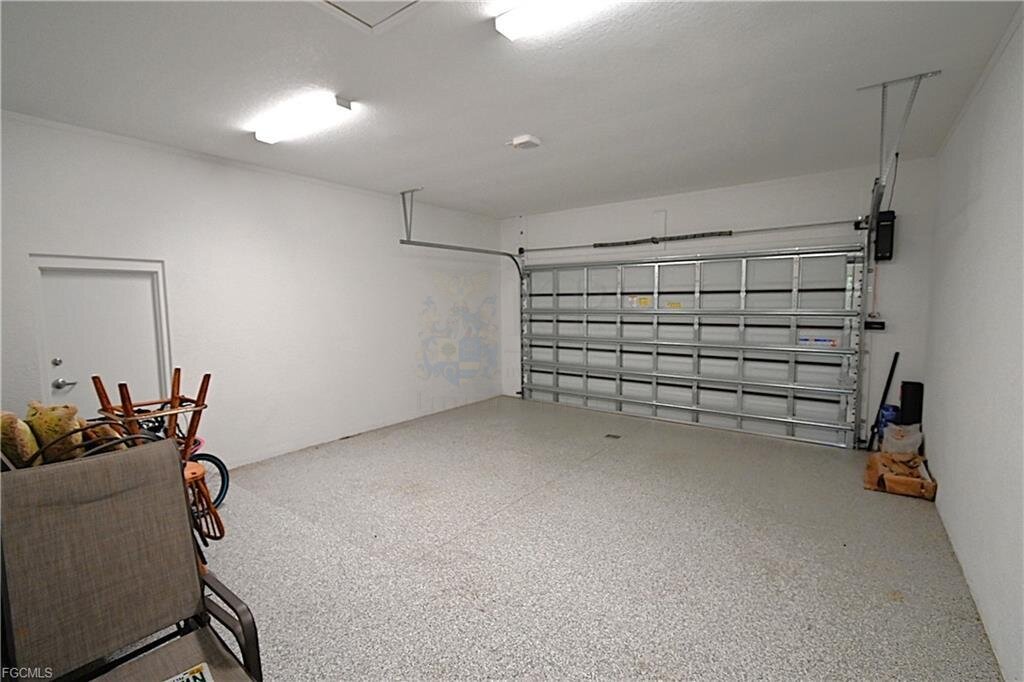 Top gepflegtes Gulf-Access-Haus von 2021 – möbliert & ohne Flutrisiko