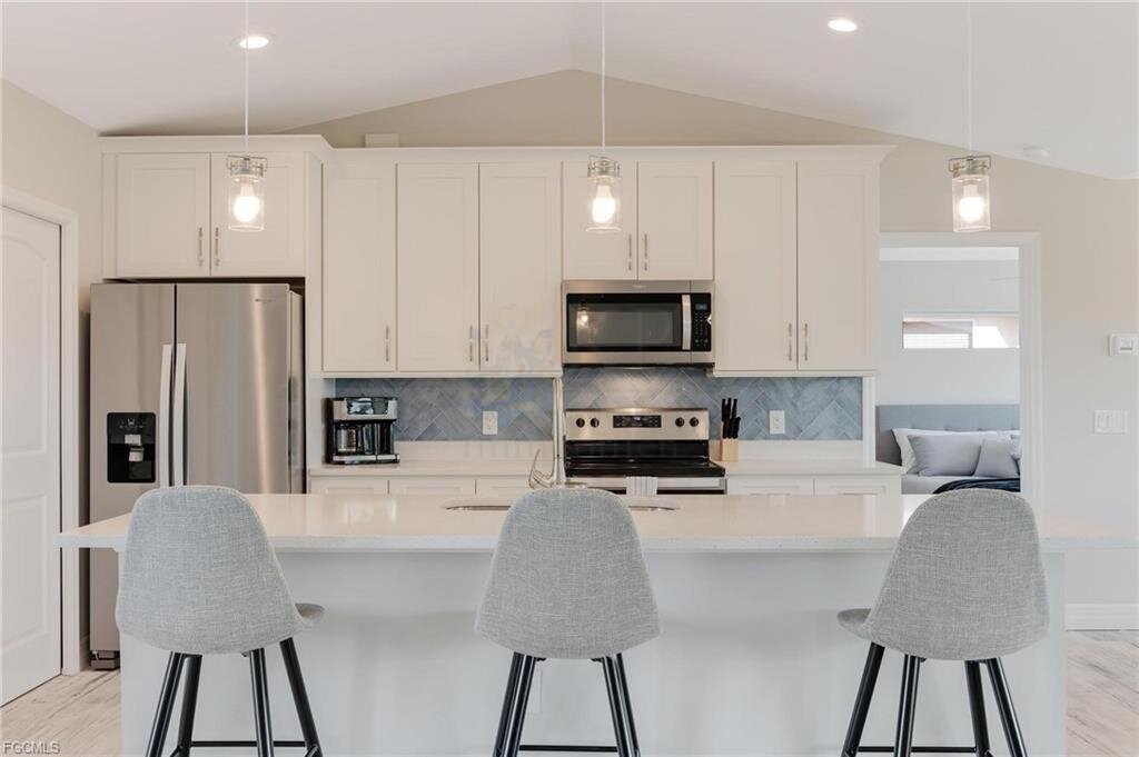 Exklusives Wasseranwesen in Cape Coral – Luxus, Komfort & Lebensqualität vereint!