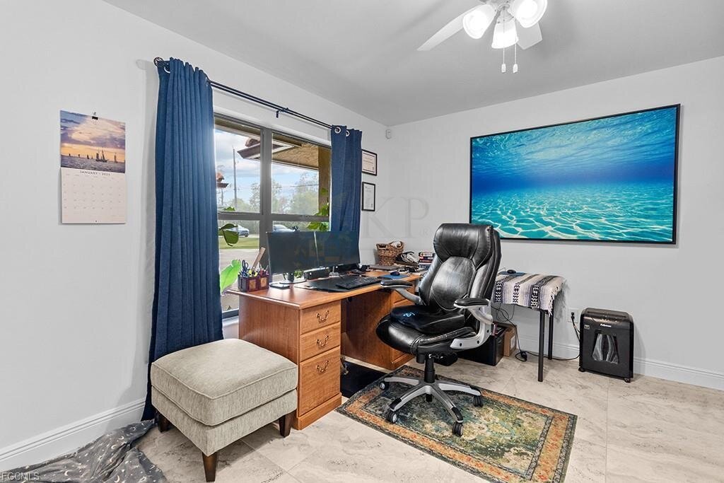 Luxuriöses 3-Zimmer Poolhaus auf großem Grundstück – Ihr Traum in Cape Coral!