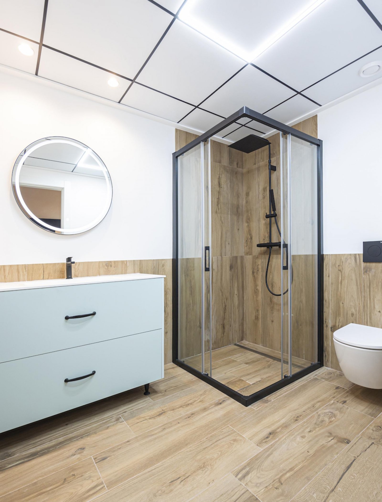 Hochwertige Villa mit Pool, Garage und 3 Schlafzimmern