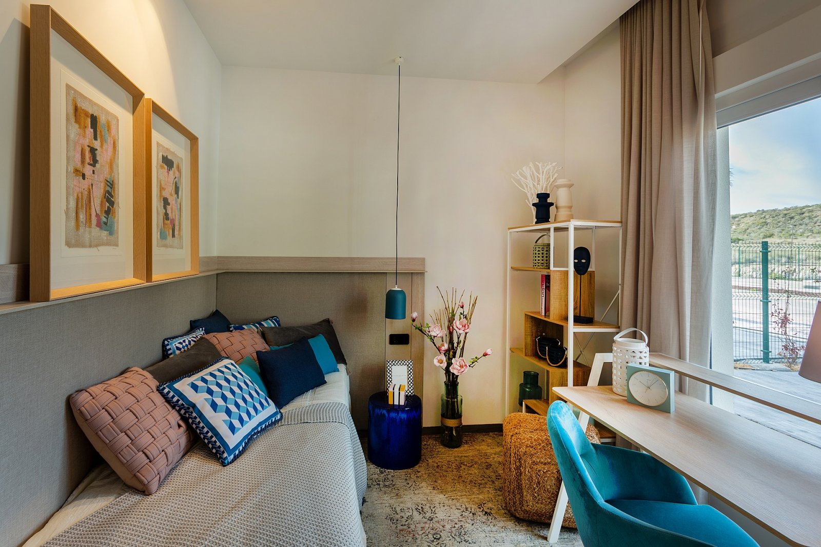 Moderne Villa mit 3 Schlafzimmern, Privatpool und Stellplatz