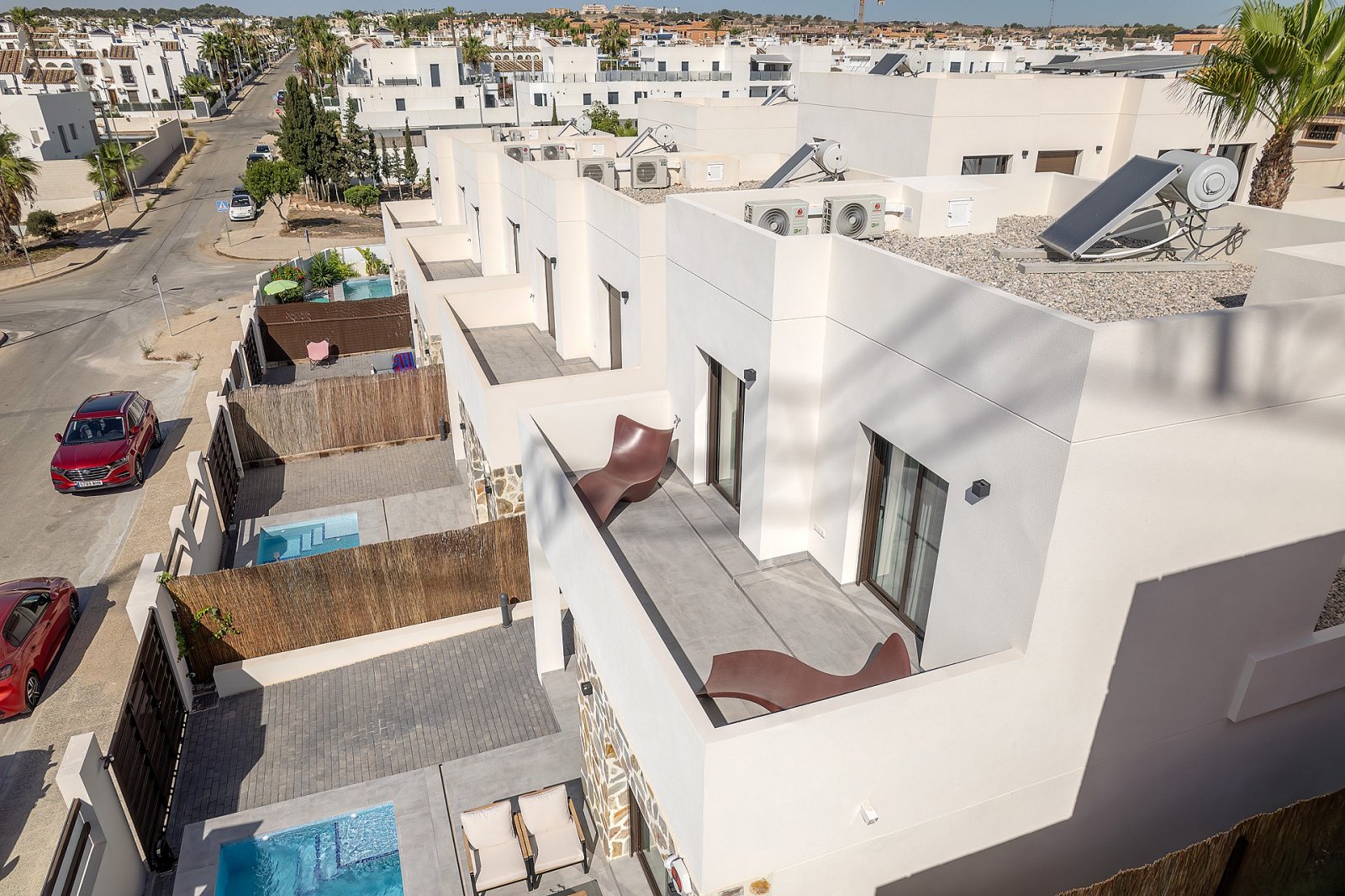 Sonnenvilla mit 3 Schlafzimmern und eigenem Pool