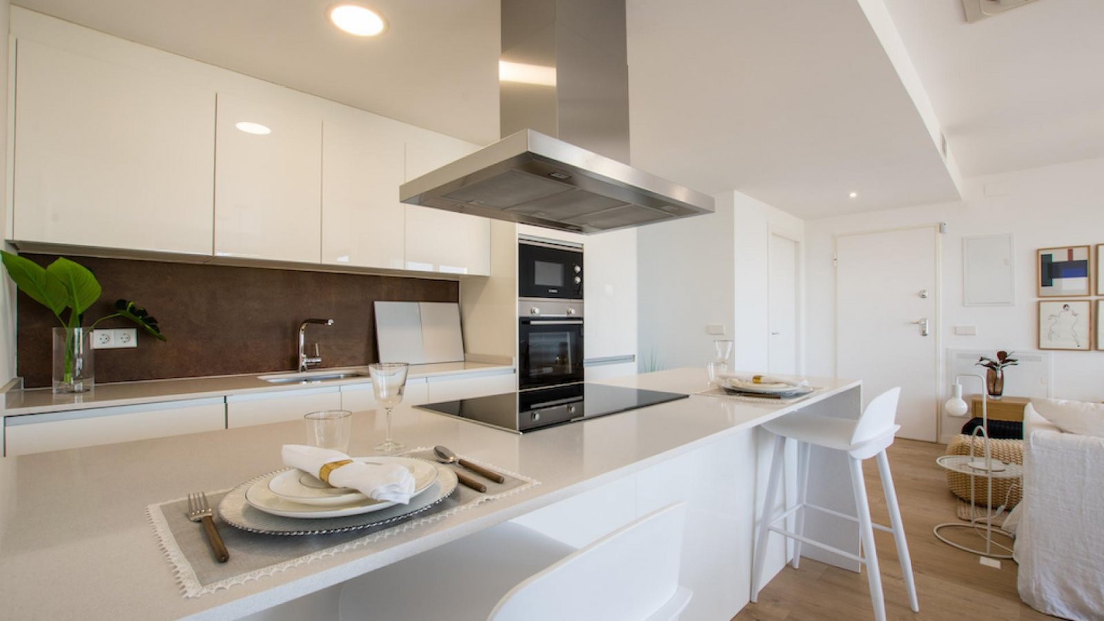 Exklusives 3-Zimmer-Apartment mit Terrasse & Pool