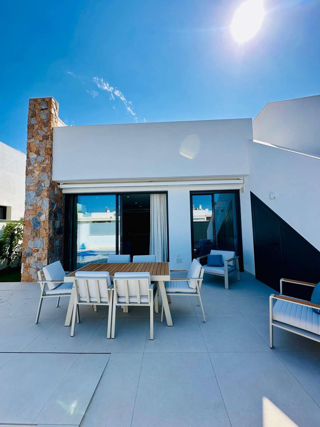 Wunderschöne Villa mit Meerblick, großem Pool und Sommerküche