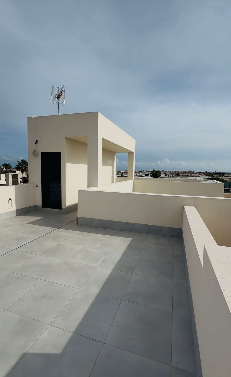 Bezugsfertiges Haus in guter Lage mit Pool