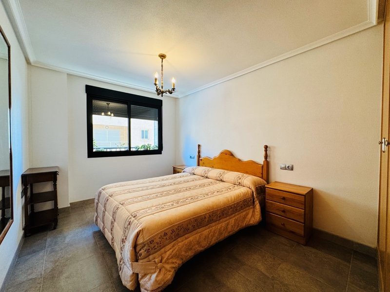 Sonniges Apartment mit Terrasse und Meerblick