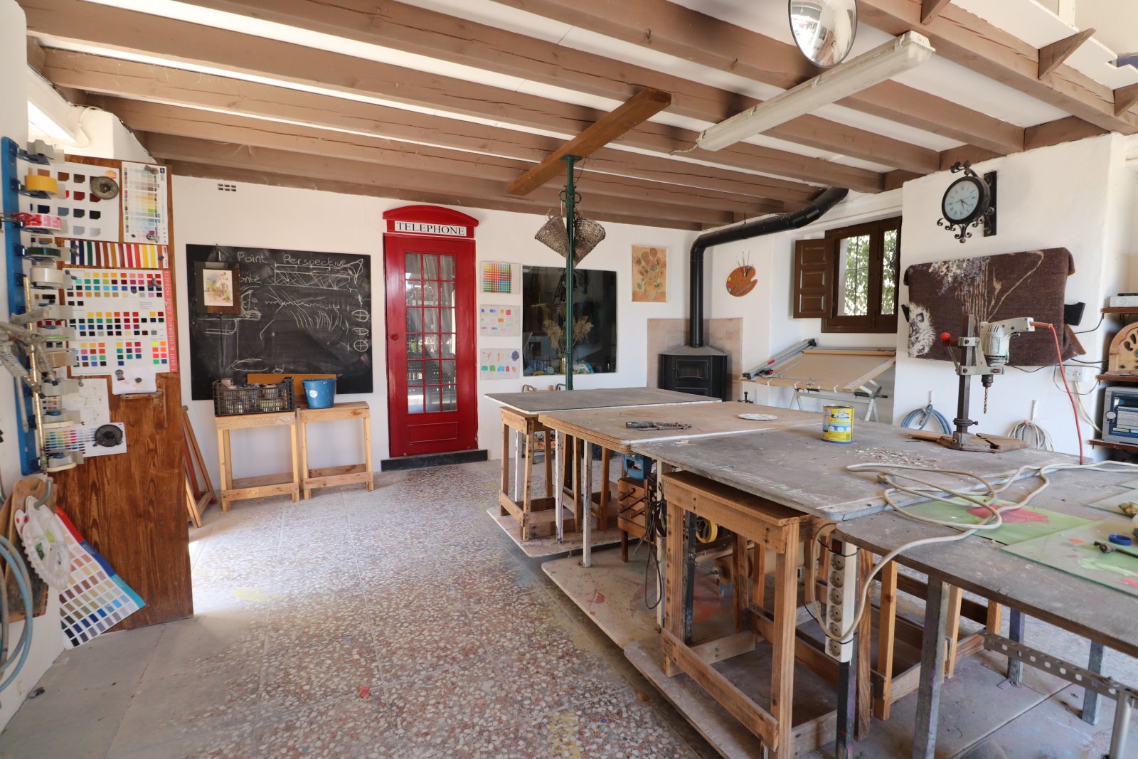 Exklusive Landresidenz mit Pool, BBQ-Bereich und herrlichen Ausblicken