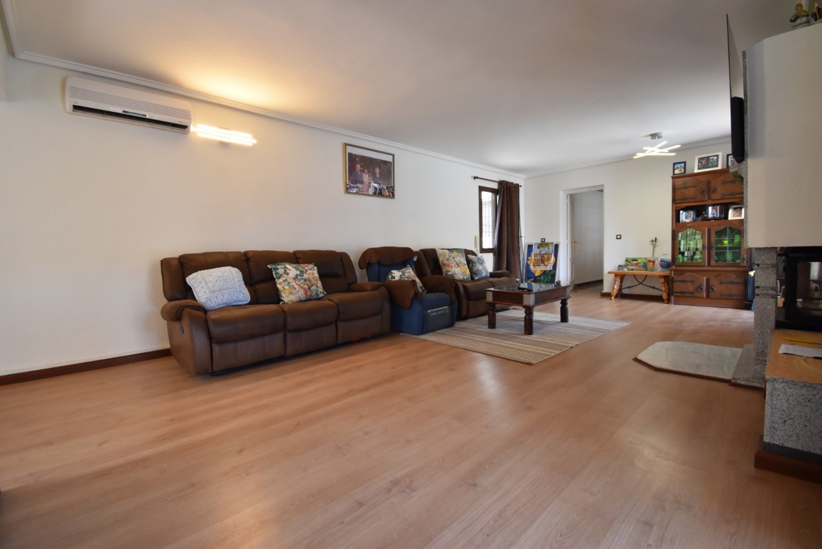 Sonnige Villa mit großzügiger Terrasse