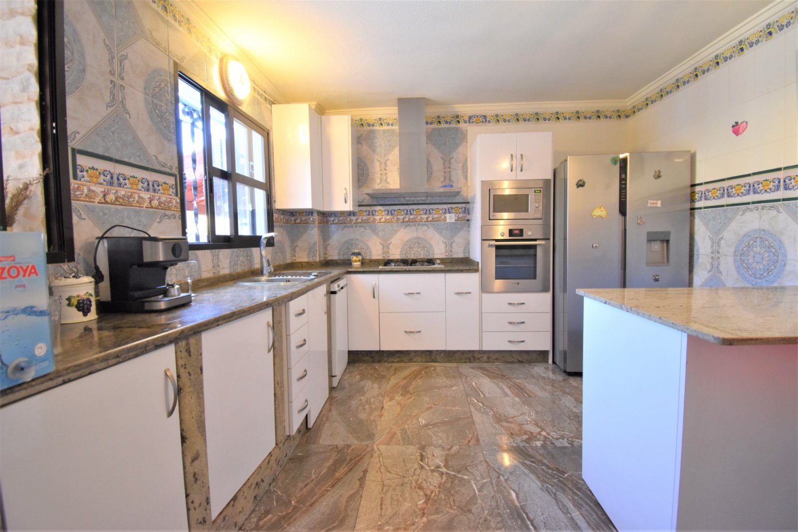 Sonnige Villa mit großzügiger Terrasse