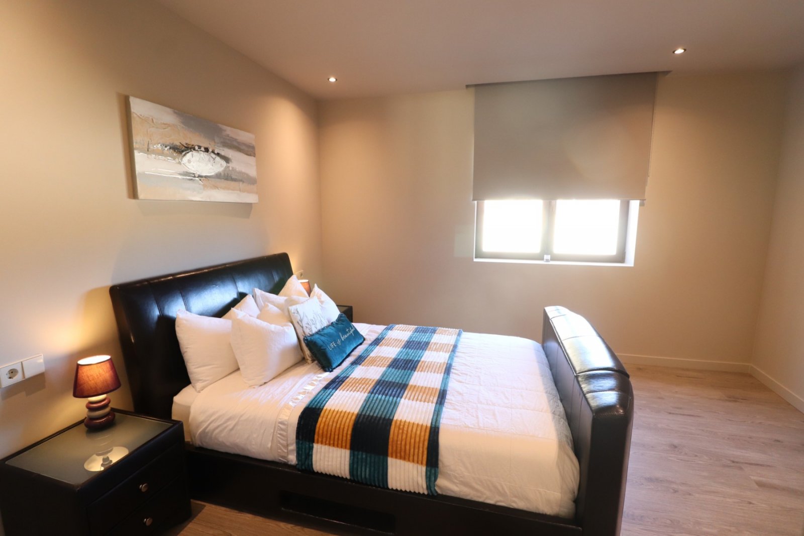 Exklusive Landvilla mit Pool & Outdoor-Küche