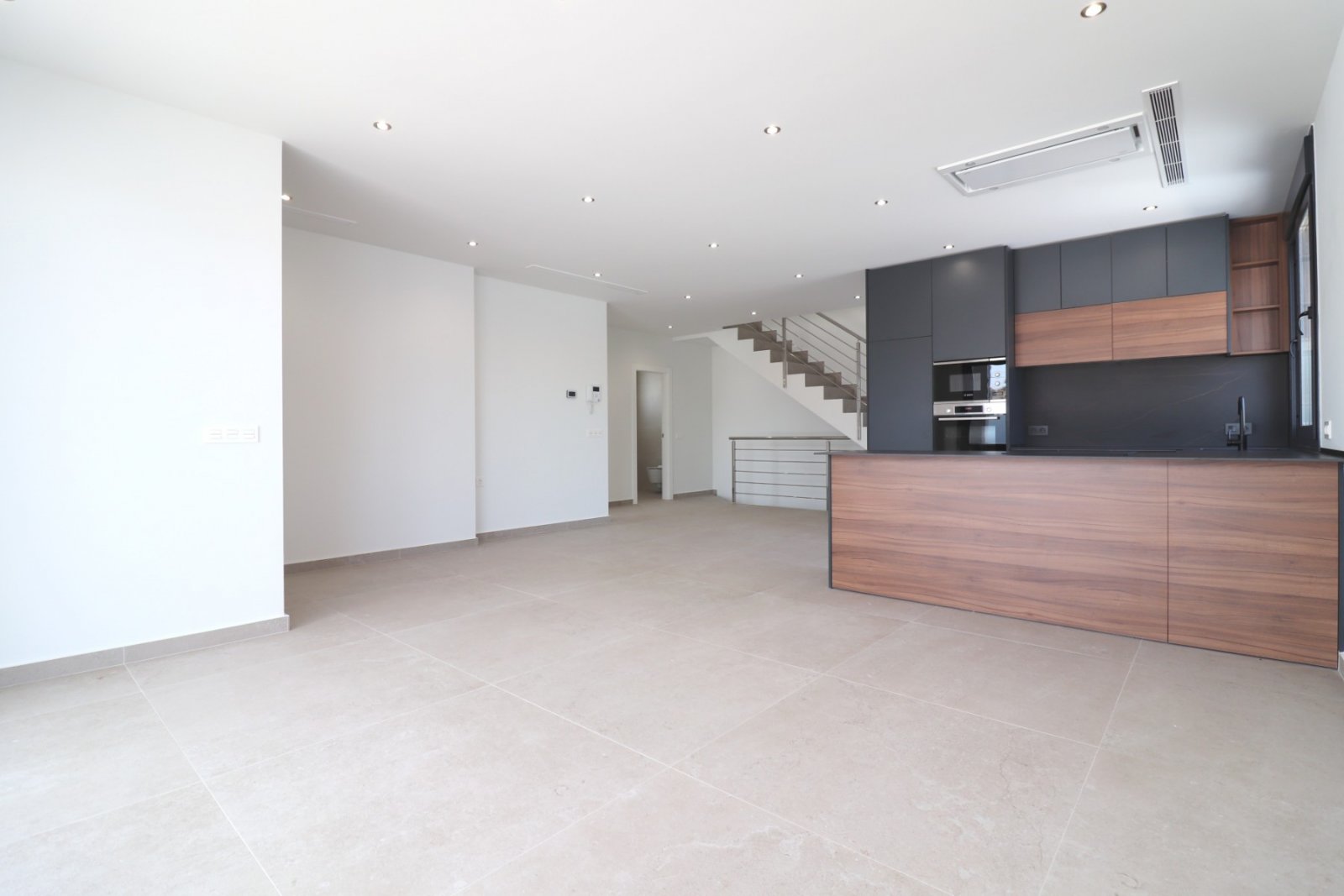 Exklusive Luxusvilla mit privatem Pool und traumhaften Terrassen