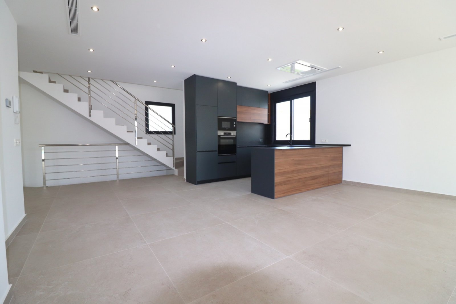 Exklusive Luxusvilla mit privatem Pool und traumhaften Terrassen