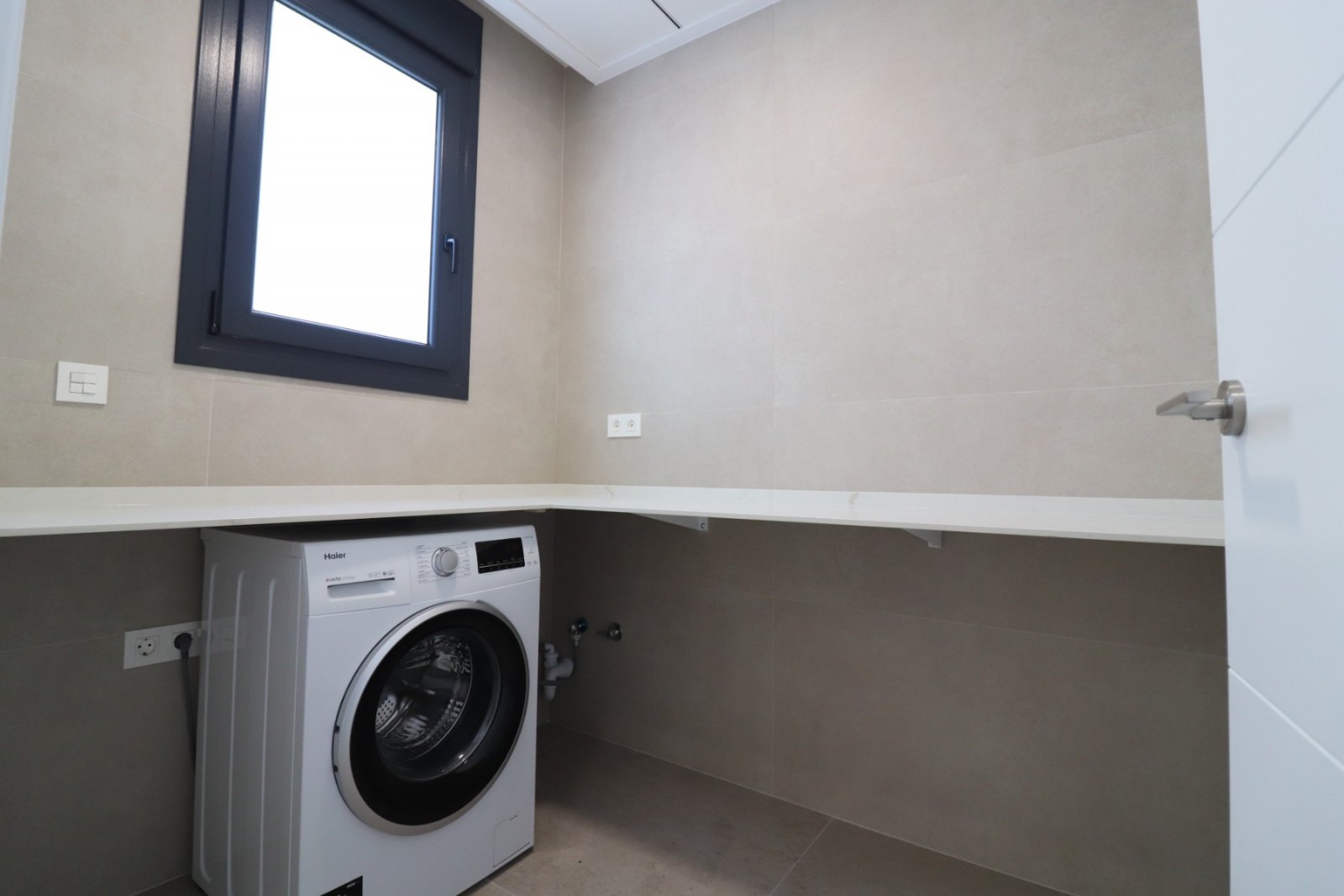 Exklusive Luxusvilla mit privatem Pool und traumhaften Terrassen