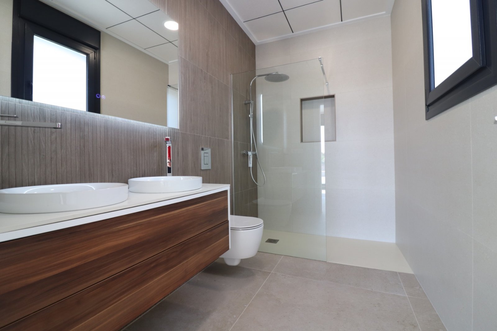 Exklusive Luxusvilla mit privatem Pool und traumhaften Terrassen