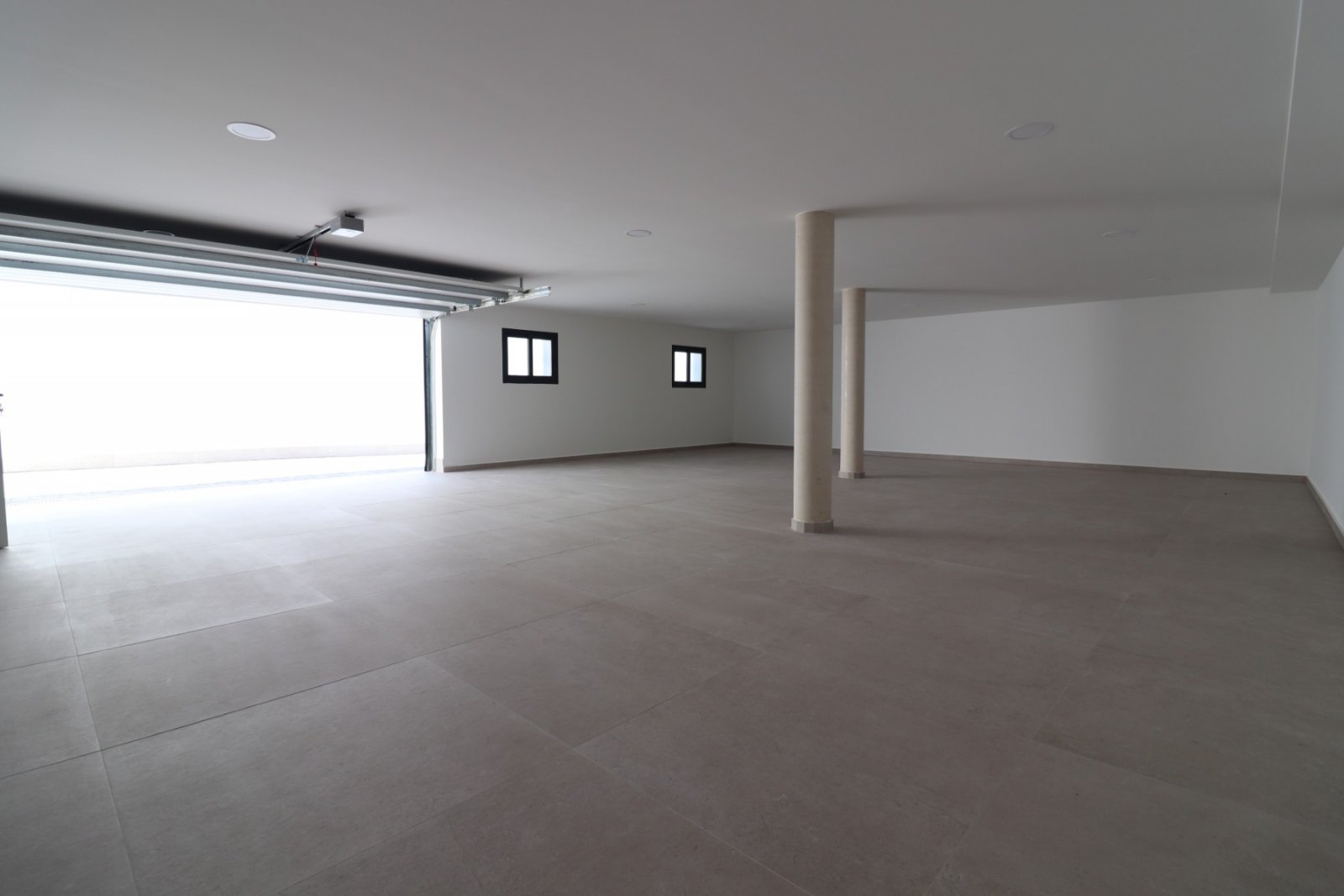 Exklusive Luxusvilla mit privatem Pool und traumhaften Terrassen