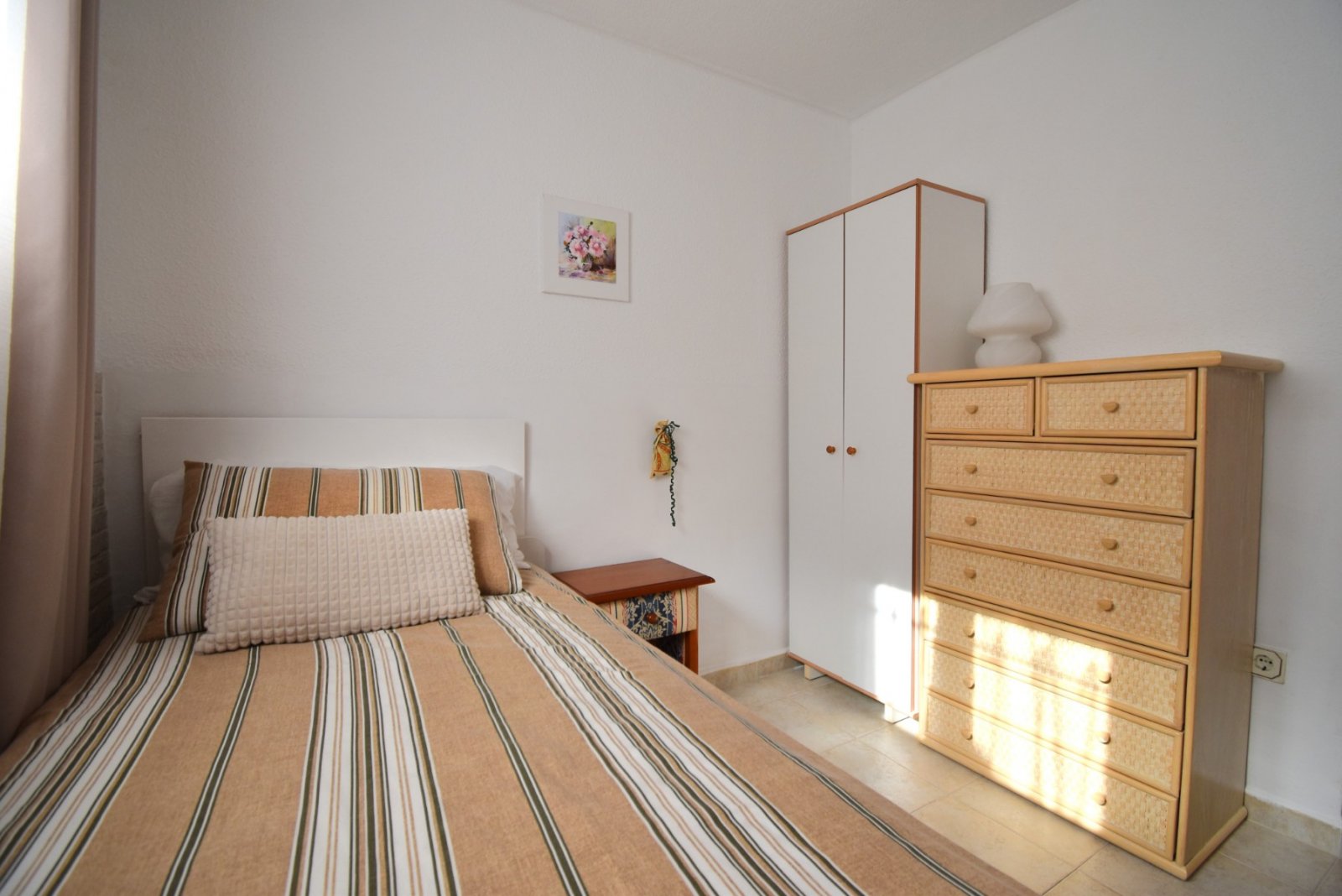 Mediterraner Lebensstil mit Privatsphäre und Pool