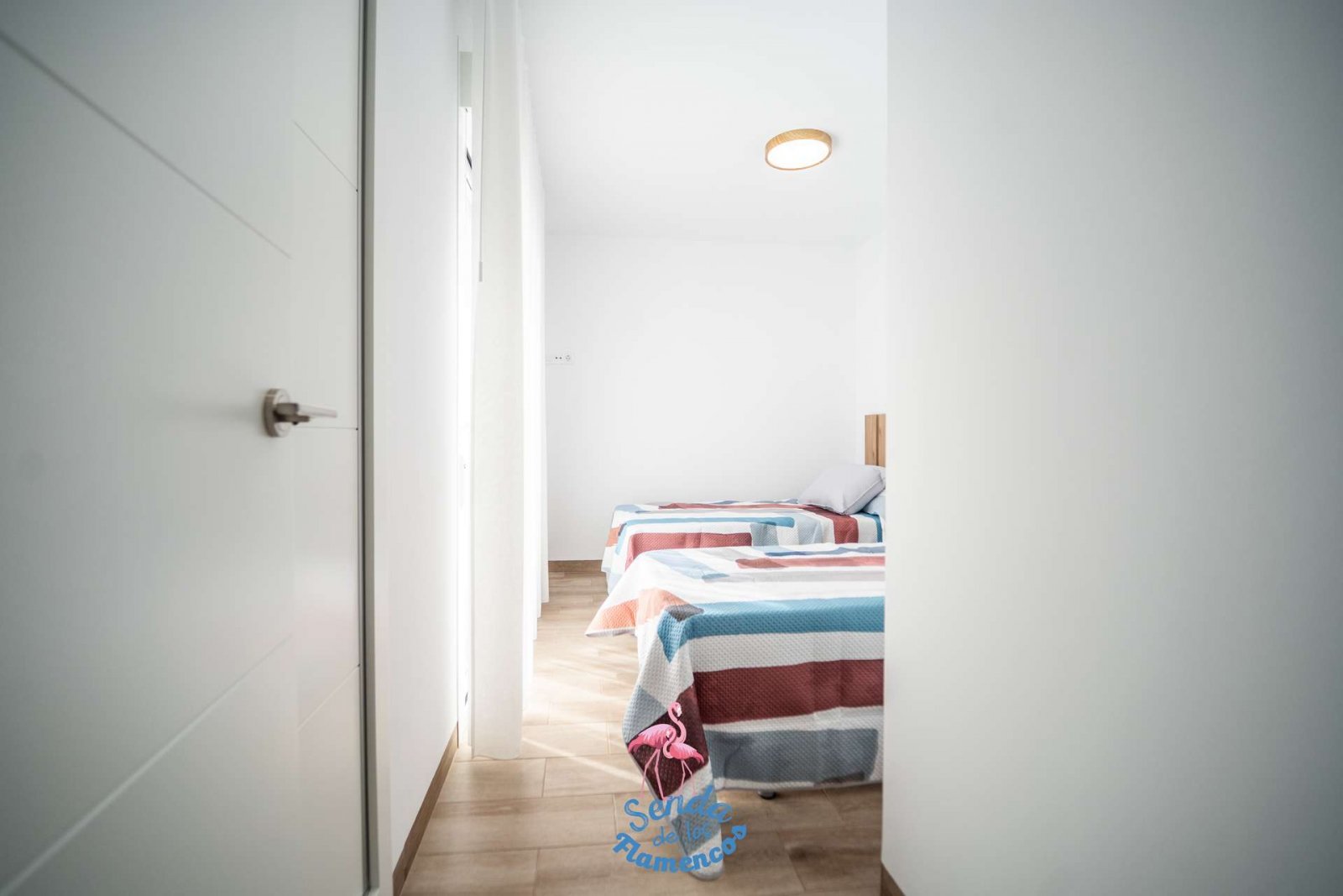 Ebenerdiges Haus mit Meerblick und guter Lage mit Pool