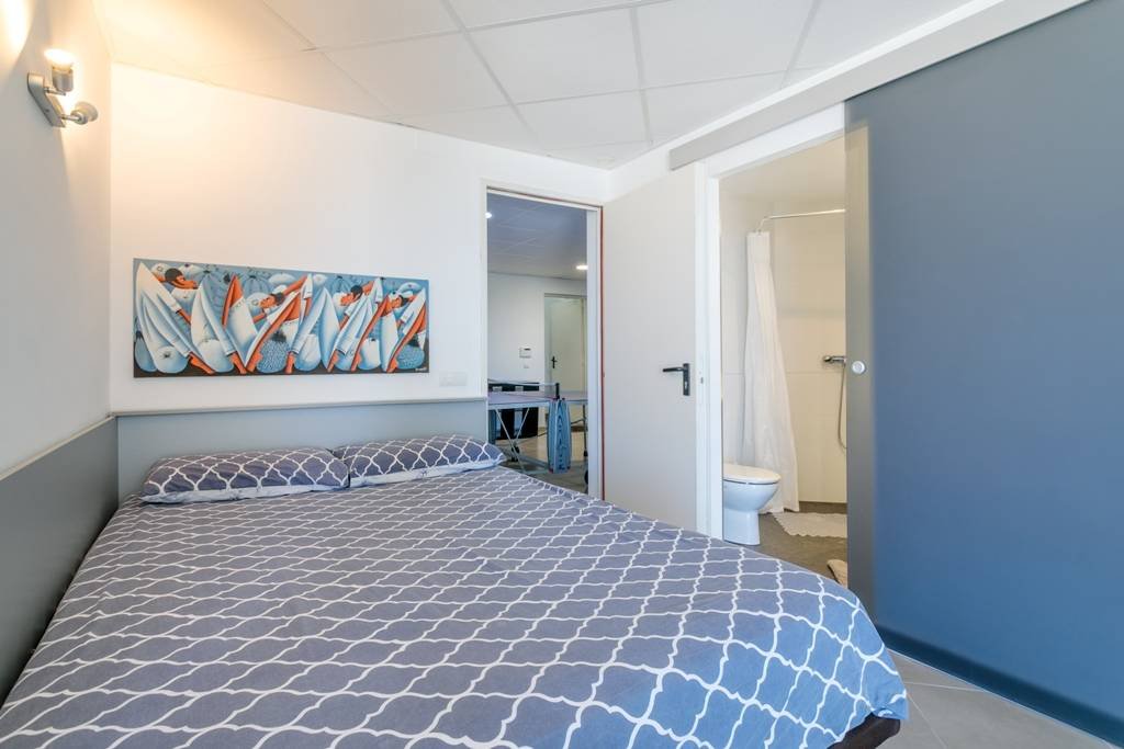 Exklusive Luxusvilla mit Meerblick, Pool und modernem Design