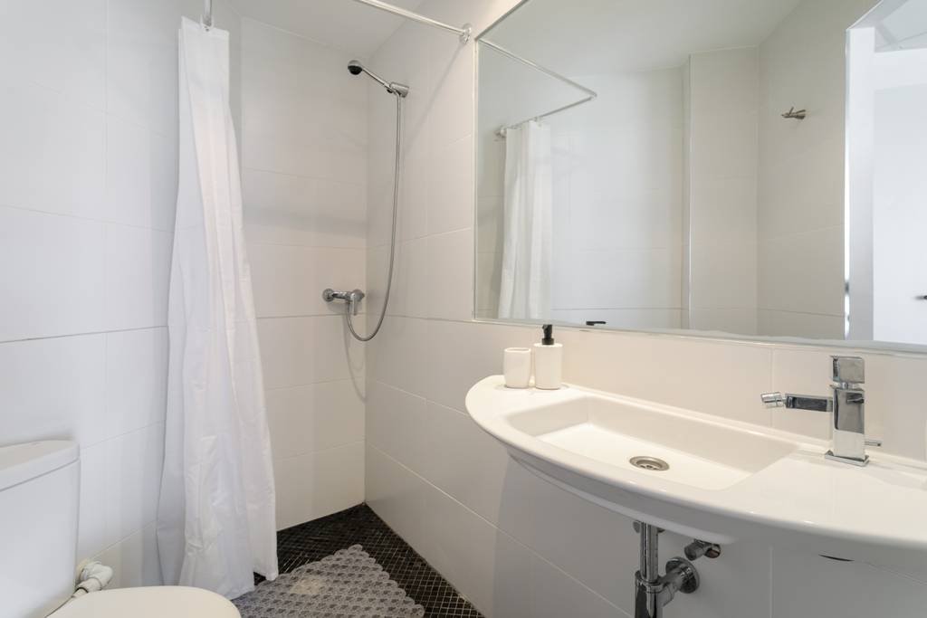 Exklusive Luxusvilla mit Meerblick, Pool und modernem Design