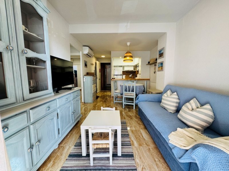 Strandnahe Wohnung mit Meerblick & Terrasse