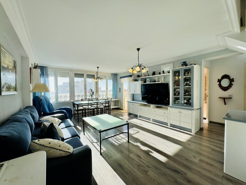 Exklusives Penthouse mit Pool & großzügiger Terrasse