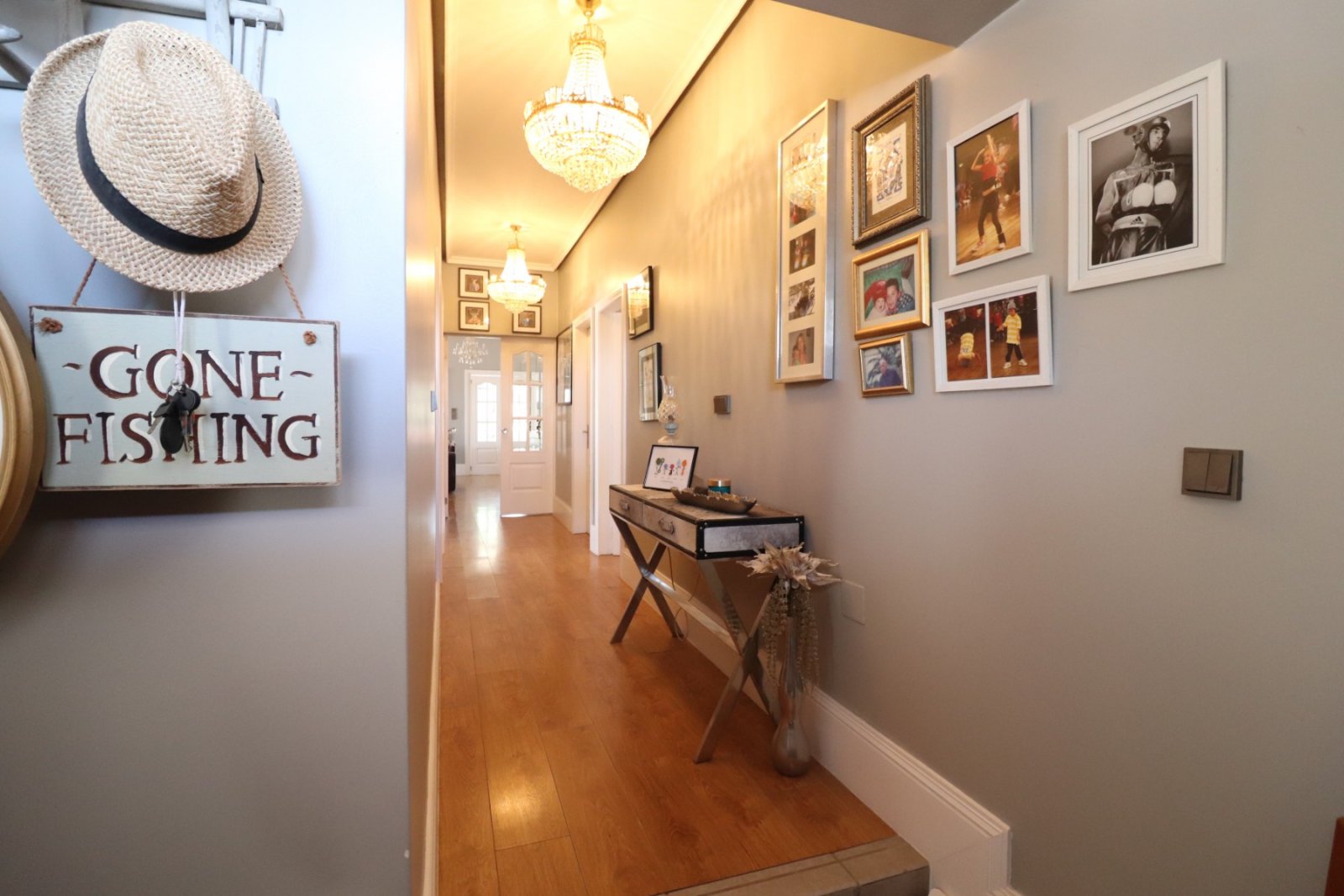 Charmante Landvilla mit Outdoor-Küche und Pool