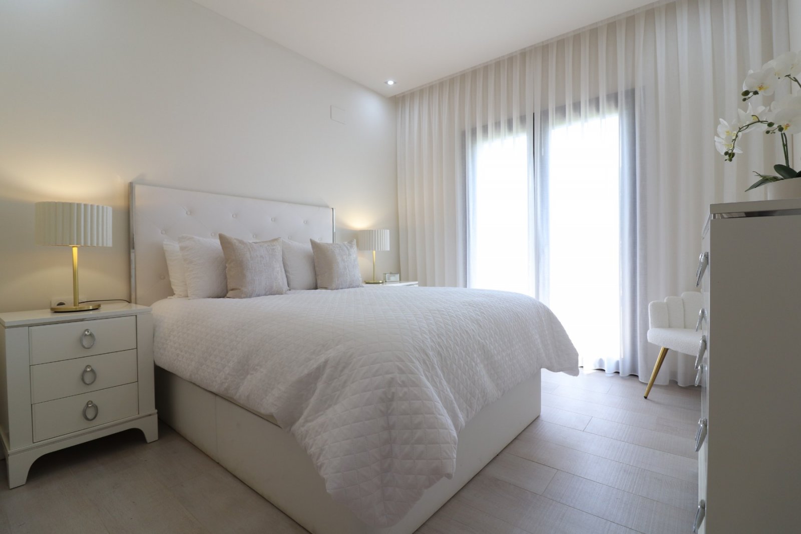 Elegante Villa mit traumhaftem Sonnenblick