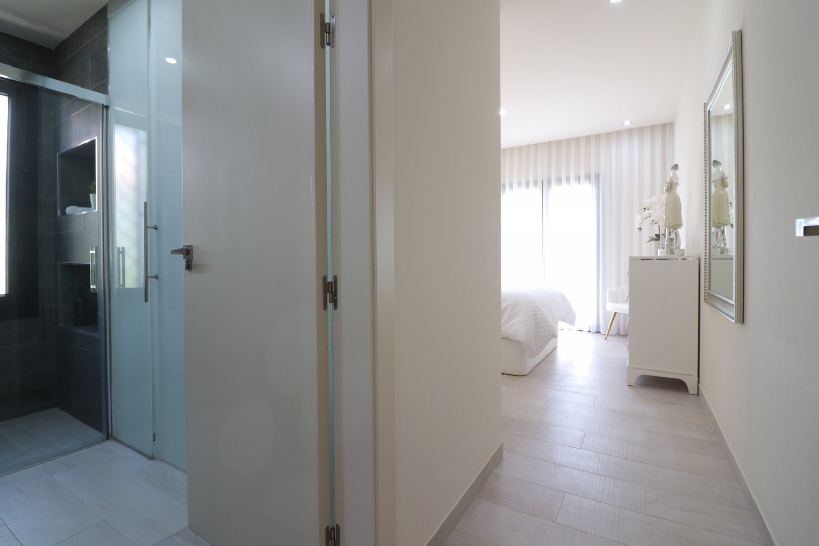 Elegante Villa mit traumhaftem Sonnenblick