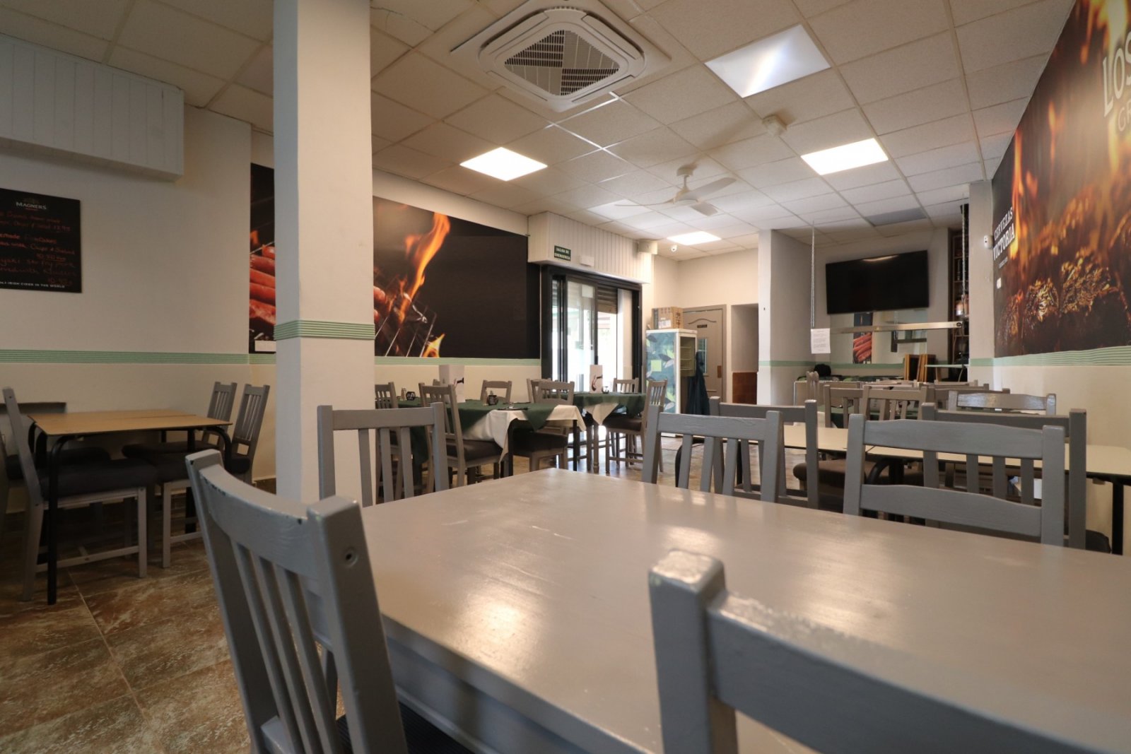 Erfolgreiches Bar- & Restaurantgeschäft zum Übernehmen