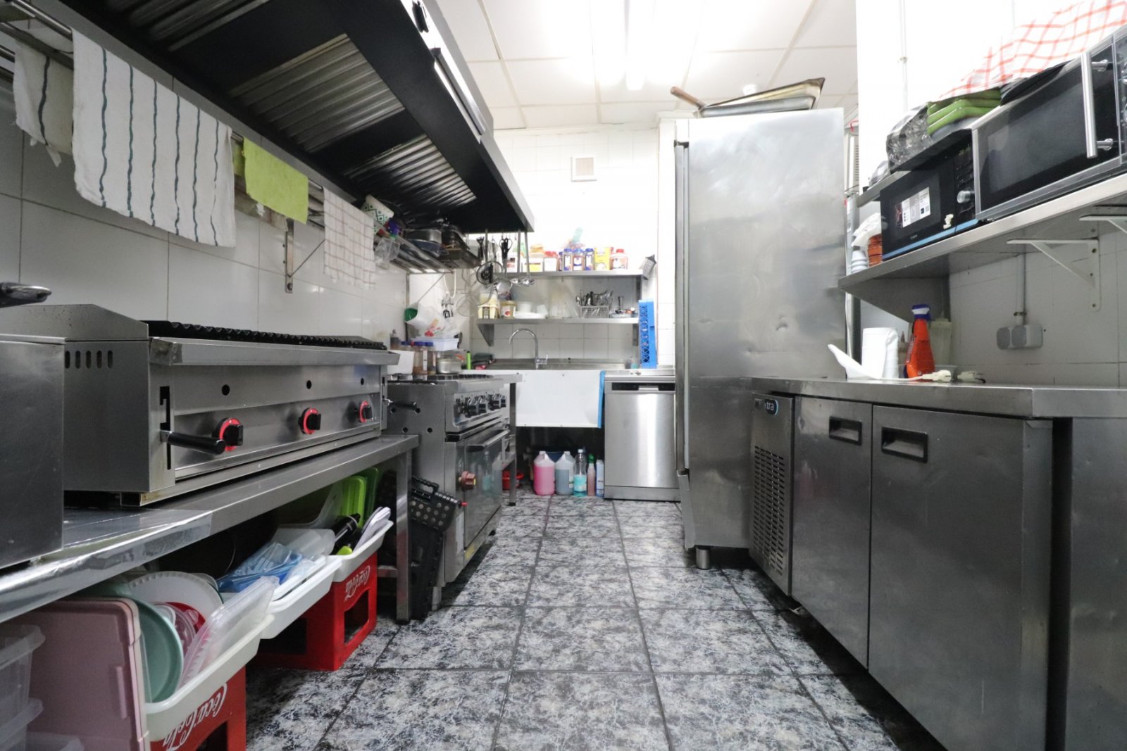 Erfolgreiches Bar- & Restaurantgeschäft zum Übernehmen